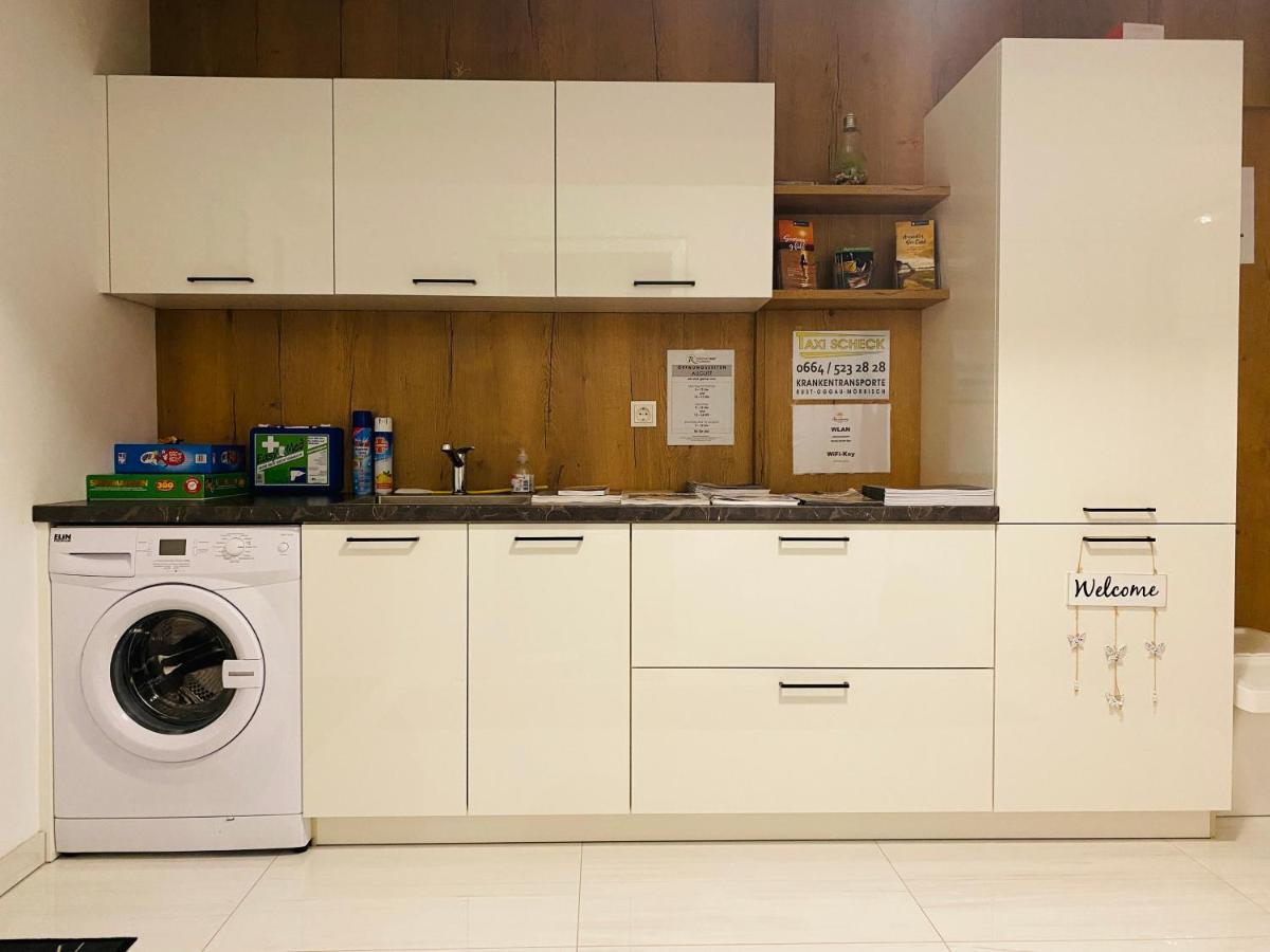 Sonnenweg Appartements Руст Екстериор снимка